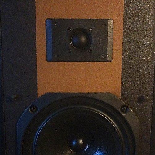 Kef coda iii sp3016 - coda, standing